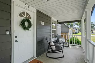 311 Michigan St, Zeeland, MI 49464 - Photo 5