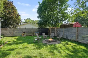 311 Michigan St, Zeeland, MI 49464 - Photo 27