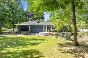 7246 Rezen Dr NE, Rockford, MI 49341 - Photo 7
