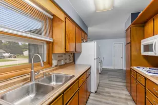 7246 Rezen Dr NE, Rockford, MI 49341 - Photo 9