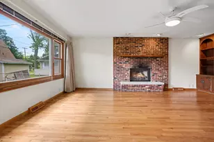 1806 Broadway St, Niles, MI 49120 - Photo 5