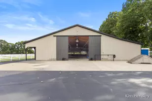 8769 E Paris Ave SE, Caledonia, MI 49316 - Photo 37