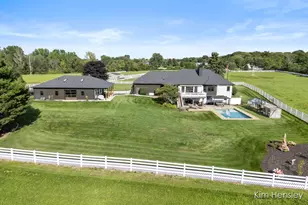8769 E Paris Ave SE, Caledonia, MI 49316 - Photo 5