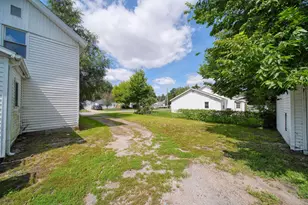 303 E Locust St, Morenci, MI 49256 - Photo 35