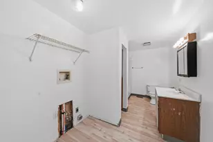 303 E Locust St, Morenci, MI 49256 - Photo 27
