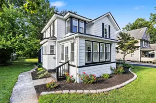 105 W Telegraph, Dowagiac, MI 49047 - Photo 3