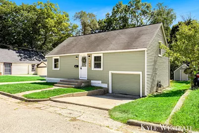 104 Sunnyside Court, Greenville, MI 48838 - Photo 3