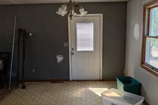 1963 N Lincoln Rd, Ludington, MI 49431 - Photo 5