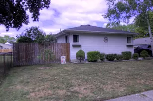 2309 Mayfield Rd, Saginaw, MI 48602 - Photo 3