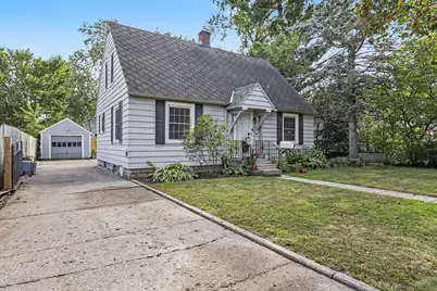 1320 Sheridan Drive, Kalamazoo, MI 49001 - Photo 1