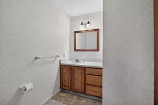2880 S Wood Dale Dr, Jackson, MI 49203 - Photo 37