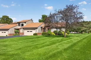 2880 S Wood Dale Dr, Jackson, MI 49203 - Photo 1