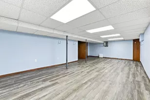 14627 Ellen Dr, Livonia, MI 48154 - Photo 21