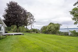 3363 Scenic Hills Dr, Williamsburg, MI 49690 - Photo 5