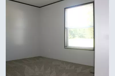 4998 Marlette Avenue SE, Kentwood, MI 49548 - Photo 11