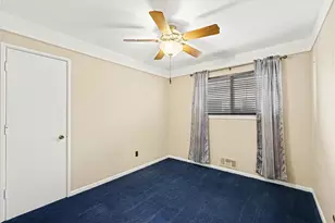 32011 Saint Margaret, Saint Clair Shores, MI 48082 - Photo 23