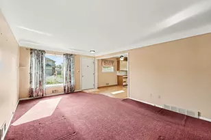 32011 Saint Margaret, Saint Clair Shores, MI 48082 - Photo 11