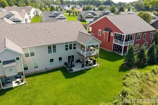 5559 Albright Ave SW, Wyoming, MI 49418 - Photo 55