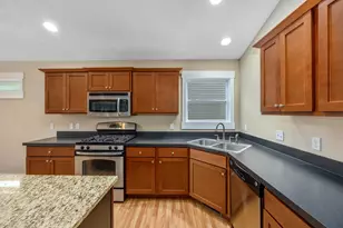 331 Rachaels Way, Spring Lake, MI 49456 - Photo 9