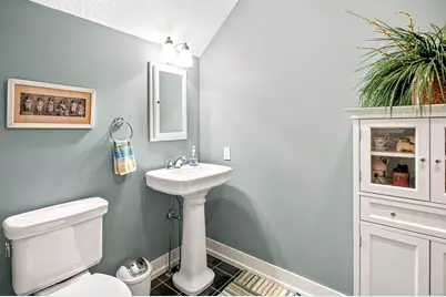 2992 E Bluffwood Terrace, Saint Joseph, MI 49085 - Photo 19