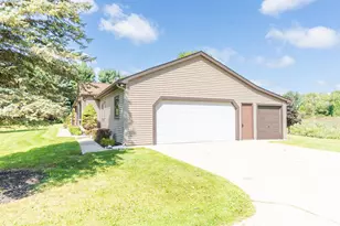 8151 Joda Dr, Brighton, MI 48114 - Photo 37