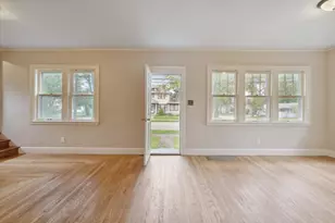 901 W Franklin St, Jackson, MI 49203 - Photo 5