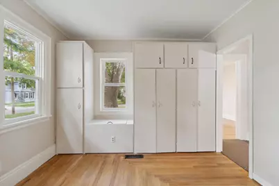 901 W Franklin Street, Jackson, MI 49203 - Photo 11
