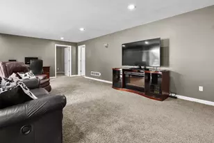 53015 Meadow View Ln, Paw Paw, MI 49079 - Photo 23