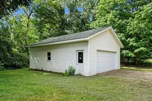 304 Orchard Cir, Gobles, MI 49055 - Photo 29