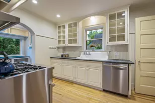 549 4th St, Ann Arbor, MI 48103 - Photo 15