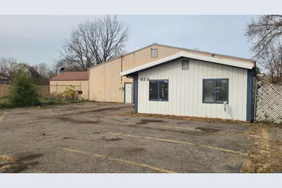 933 E Crosstown Parkway, Kalamazoo, MI 49001 - Photo 1