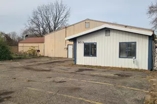 933 E Crosstown Pkwy, Kalamazoo, MI 49001 - Photo 1