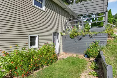 233 E Clark Street, Jackson, MI 49203 - Photo 47