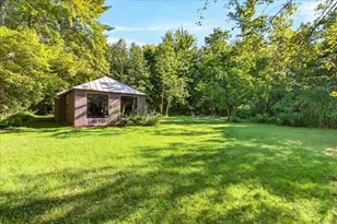 7841 W East Rd, Three Oaks, MI 49128 - Photo 15