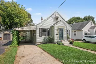1546 Powers Ave NW, Grand Rapids, MI 49504 - Photo 21