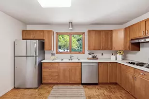 17 Regent Dr, Ann Arbor, MI 48104 - Photo 15