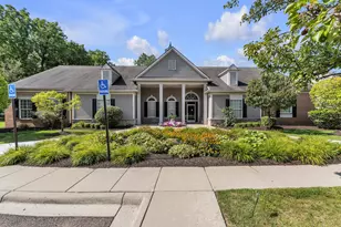 2263 Pinecroft Dr, Canton, MI 48188 - Photo 37