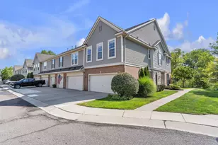 2263 Pinecroft Dr, Canton, MI 48188 - Photo 31