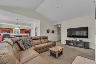 2263 Pinecroft Dr, Canton, MI 48188 - Photo 5