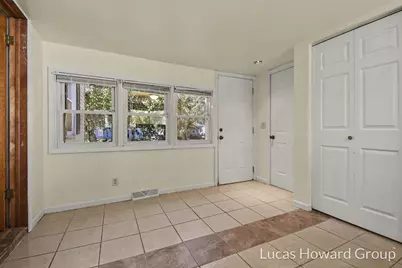 917 Royal Oak Street SW, Wyoming, MI 49509 - Photo 7