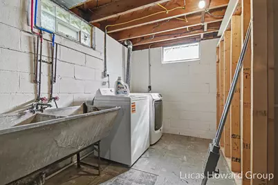 917 Royal Oak Street SW, Wyoming, MI 49509 - Photo 23