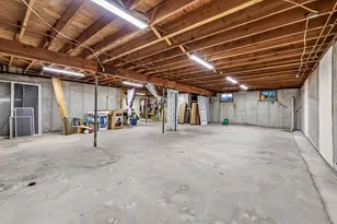 8183 W Cleveland Rd, New Era, MI 49446 - Photo 35