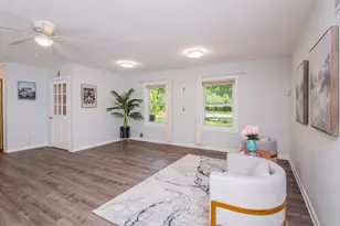 21411 Orchard Lake Rd, Farmington Hills, MI 48336 - Photo 7