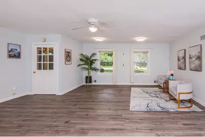 21411 Orchard Lake Road, Farmington Hills, MI 48336 - Photo 5