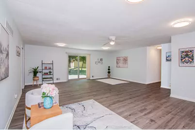 21411 Orchard Lake Road, Farmington Hills, MI 48336 - Photo 17
