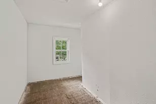 64 Goguac St W, Battle Creek, MI 49015 - Photo 13