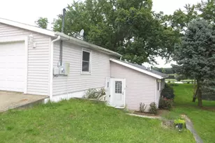 25012 Kenneth Ave, Edwardsburg, MI 49112 - Photo 19