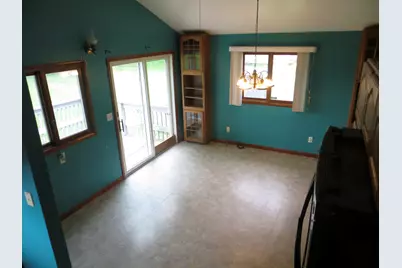 25012 Kenneth Avenue, Edwardsburg, MI 49112 - Photo 5