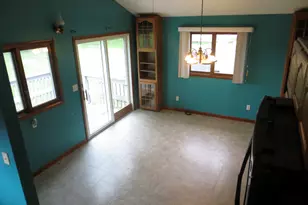 25012 Kenneth Ave, Edwardsburg, MI 49112 - Photo 5