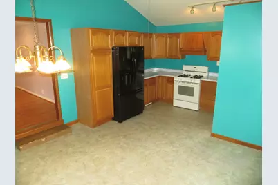 25012 Kenneth Avenue, Edwardsburg, MI 49112 - Photo 3